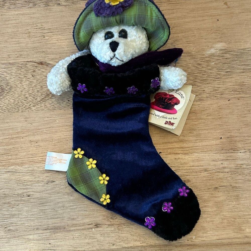 Vintage Chantilly Lane adorable bear with stocking plush Christmas decoration pu